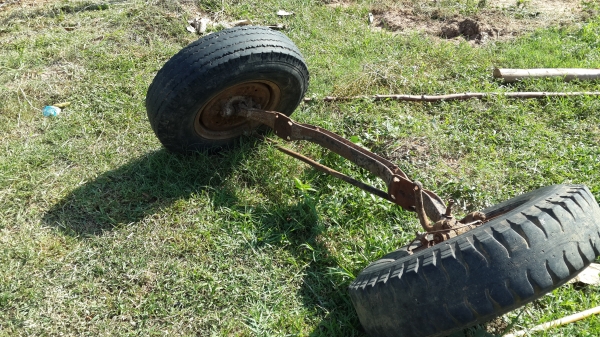 ขายคานหน้าหกล้อสั้นพร้อมล้อราคา6000