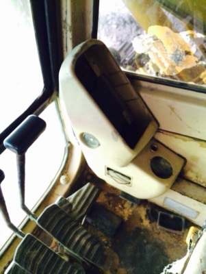 ขายรถแบ็คโฮ CAT V.2 เอกสารเล่มทะเบียน เครื่องเดิม ปั๊มเดิม ไฟฟ้าตัด ขายรถแบ็คโฮ CAT V.2 เอกสารเล่มทะเบียน เครื่องเดิม ปั๊มเดิม ไฟฟ้าตัด