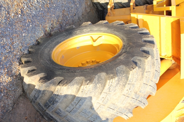 ขาย!!! รถตัก KOMATSU WA150-1 รถนอก มีเอกสาร สภาพเดิมๆสวย ขาย!!! รถตัก KOMATSU WA150-1 รถนอก มีเอกสาร สภาพเดิมๆสวย