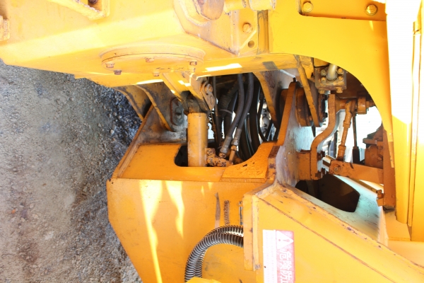 ขาย!!! รถตัก KOMATSU WA150-1 รถนอก มีเอกสาร สภาพเดิมๆสวย ขาย!!! รถตัก KOMATSU WA150-1 รถนอก มีเอกสาร สภาพเดิมๆสวย