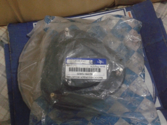 ขายเบ้าโช๊คหน้าของใหม่ใส่ไฮทอร์ค 1ข้าง 400