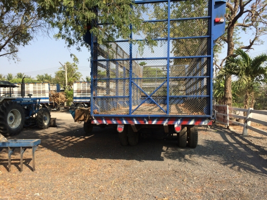 ขายเทรนเลอร์ลากอ้อยกล่องหรือแลกรถไถเล็ก/ใหญ่หรือรถอะไรส่วนต่างคุยกัย