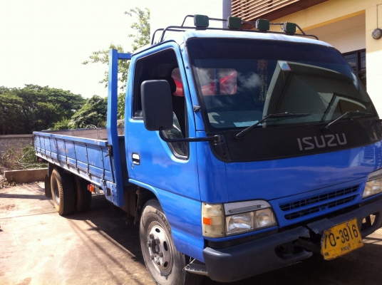 NPR. 130. ปี46. เครื่องดี คัสซีสวย. ยาว 5 เมตร