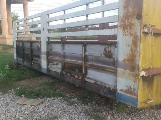 กระบะรถล่องสภาพดีครับ