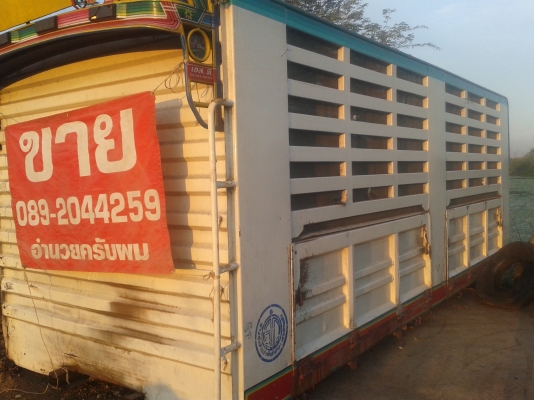 กระบะรถล่อง สวยมากครับ