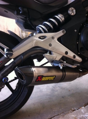 ขาย ER6n 2012 สีขาว สภาพสวยๆ ขาย ER6n 2012 สีขาว สภาพสวยๆ