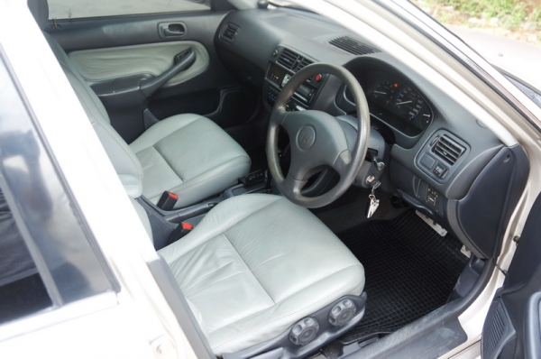 HONDA CIVIC ตาโต ปี 1999 ขายรถสวย ติดแก็ส LPG หัวฉีด เครื่องเดิมๆวิ่งดี ช่วงล่างแน่น ล้อ MAX แต่ง แอร์เย็น กระจกไฟฟ้า สภาพภายในสวย สีสวย รถพร้อมใช้งาน จัดไฟแนนได้ HONDA CIVIC ตาโต ปี 1999 ขายรถสวย ติดแก็ส LPG หัวฉีด เครื่องเดิมๆวิ่งดี ช่วงล่างแน่น ล้อ MAX แต่ง แอร์เย็น กระจกไฟฟ้า สภาพภายในสวย สีสวย รถพร้อมใช้งาน จัดไฟแนนได้