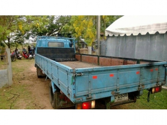 ขายISUZU NPR115แรง ยาว 5 เมตร เครื่องดี แคชซีสวย ยาง ดี ภายในสวย เอกสารพร้อมโอน