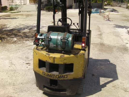 รถยก Sumitomo 1.5ตันเสาสูง3เมตรติดLPGนอกทั้งระบบประหยัดม๊ากๆพร้อมใช้งานราคา 125,000บาท