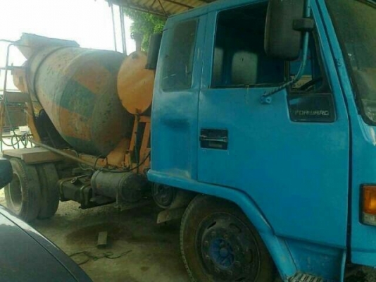 ขายรถโม่ปูนROCKY 175 6BG1 ปั๊มคายาบา โม่2.5 คิว พ.เพาเวอร์ เบรกทิฟฟี่ สภาพพร้อมใช้งาน แชชซีสวย เอกสารพร้อมโอน