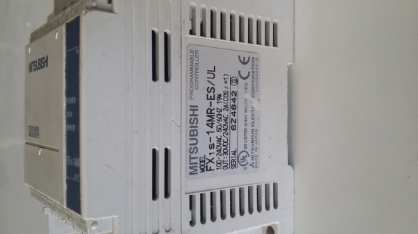 ขาย PLC MITSUBISHI FX1S14MR