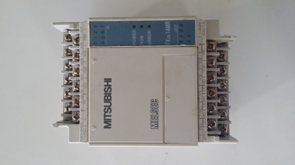 ขาย PLC MITSUBISHI FX1S14MR