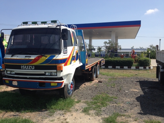 เทเลอร์ขึ้นแม็คโค