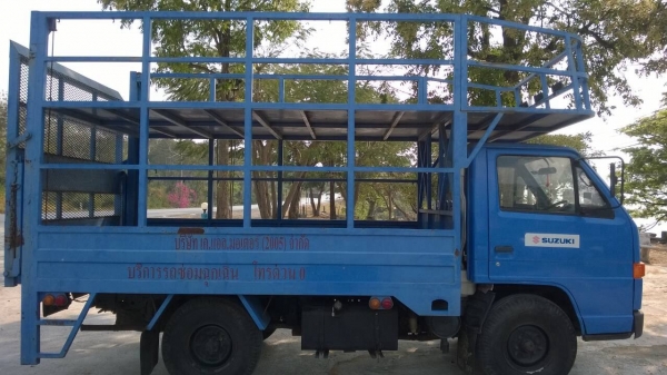 ขายด่วนครับ เครื่องดี แอร์เย็น ลิฟยกได้ใช้งานได้ปกติ ราคาต่อรองได้