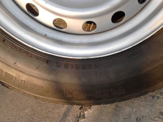 ขายล้อขอบ 15  ขนาด 6 รู  มี 1 ล้อ  TEL.081-427-3941