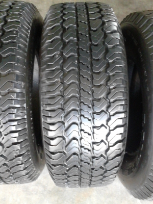 255/70R15  MICHELIN LTX  AT 255/70R15  มีชุด 4  เส้น  TEL.081-427-3941