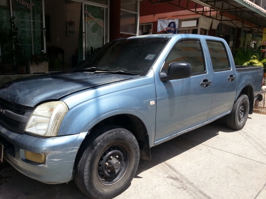 ขายรถDmax SX 4ประตู ปี03 เครื่อง2.5 พาวเวอร์ เครื่องดี คัซซีสวย ช่วงล่างโอเค ภายในสะอาด พร้อมเล่มทะเบียน