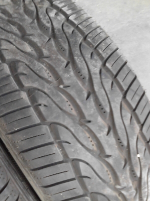 265/40R22 TOYO PROXES ST  มี ชุด 4 เส้น TEL.081-427-3941