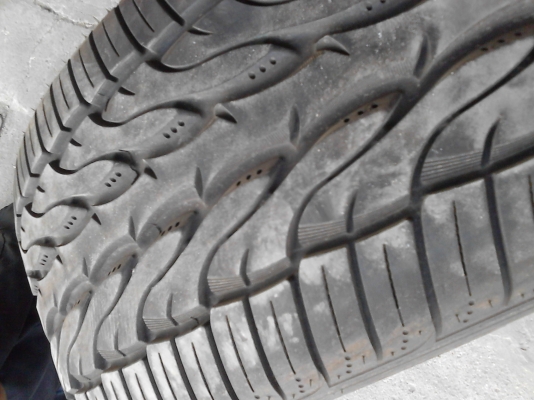 265/40R22 TOYO PROXES ST  มี ชุด 4 เส้น TEL.081-427-3941