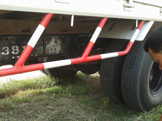ขายรถหกล้อมือ 2isuzu  commonrail  euo3 150แรง สภาพสวย ไม่เคยชน ไม่เคยแกะ ยางเรเดียน ราคาต่อรองได้  สนใจติดต่อน้าเรือง 086-2453322  920,000