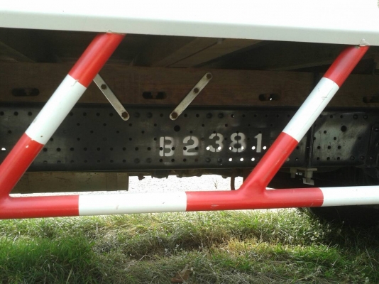 ขายรถหกล้อมือ 2isuzu  commonrail  euo3 150แรง สภาพสวย ไม่เคยชน ไม่เคยแกะ ยางเรเดียน ราคาต่อรองได้  สนใจติดต่อน้าเรือง 086-2453322  920,000