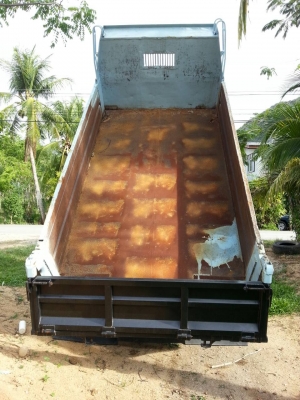 ขายรถบรรทุก6ล้อดั้ม