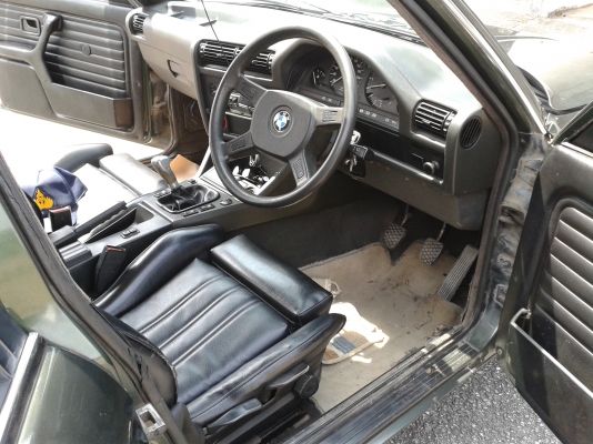 ขาย BMW 318i e30 ขาย BMW 318i e30