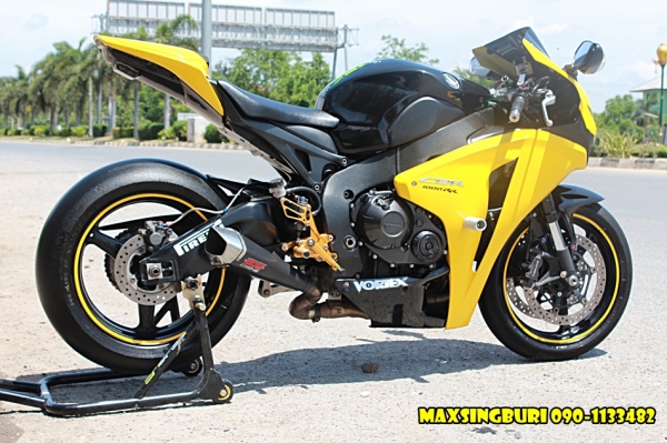 แม็กสิงห์บุรี//HONDA CBR1000RR ปี2008 รถสวย เครื่องดี พร้อมของแต่ง เสียสรรพาสรมิตรแล้ว 299000 แม็กสิงห์บุรี//HONDA CBR1000RR ปี2008 รถสวย เครื่องดี พร้อมของแต่ง เสียสรรพาสรมิตรแล้ว 299000