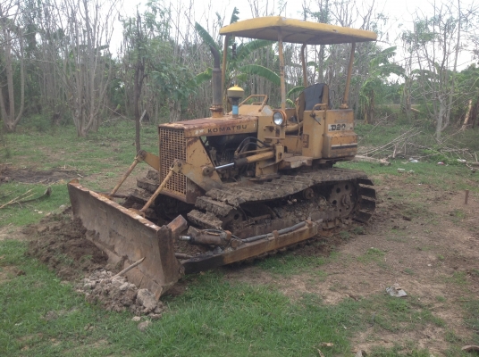 ขายแทรกเตอรD20รุ่น5เก่านอกสไลล3ทิศทางโคมัสสุ