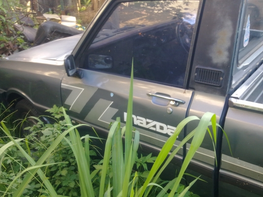 ขายมาสด้าน้อย 1300 ccสภาพสวย พร้อมใช้งาน ทะเบียนพึ่งขาด