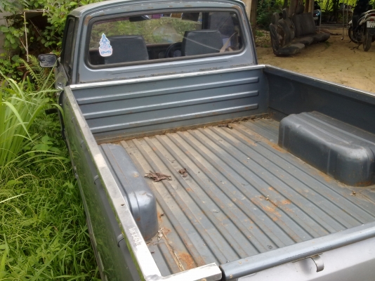 ขายมาสด้าน้อย 1300 ccสภาพสวย พร้อมใช้งาน ทะเบียนพึ่งขาด