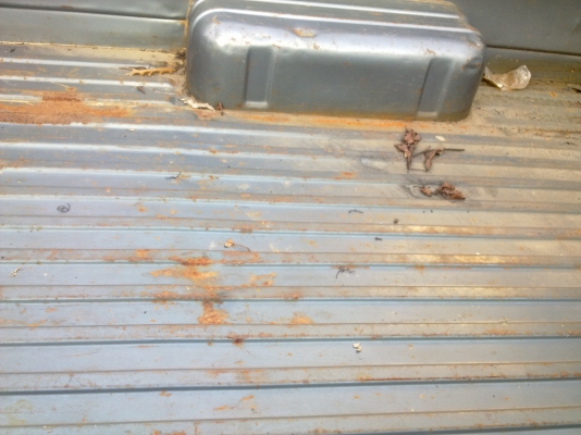 ขายมาสด้าน้อย 1300 ccสภาพสวย พร้อมใช้งาน ทะเบียนพึ่งขาด