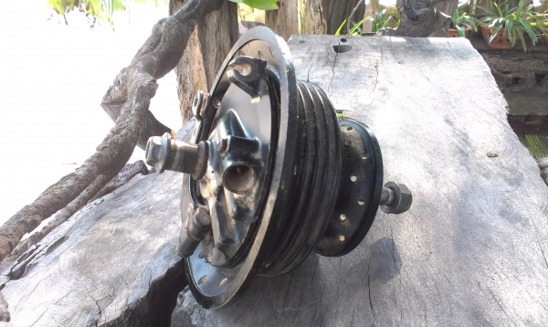 ดุมพร้อมเพลาหน้าวิบากสภาพดี