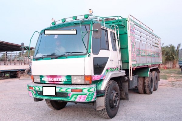 ขายด่วน 10ล้อดั้ม เฉินหลง 2เพลา