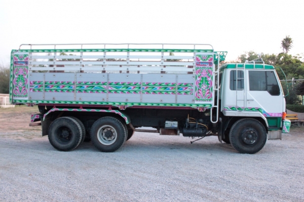 ขายด่วน 10ล้อดั้ม เฉินหลง 2เพลา ขายด่วน 10ล้อดั้ม เฉินหลง 2เพลา