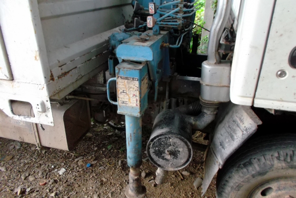 ขายด่วนรถ6ล้อประกอบเครือง4BB1ติดเครน2.5ตัน4ชัก5ปอก