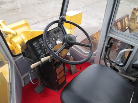 ขายรถตักล้อยาง KOMATSU WA 300-1