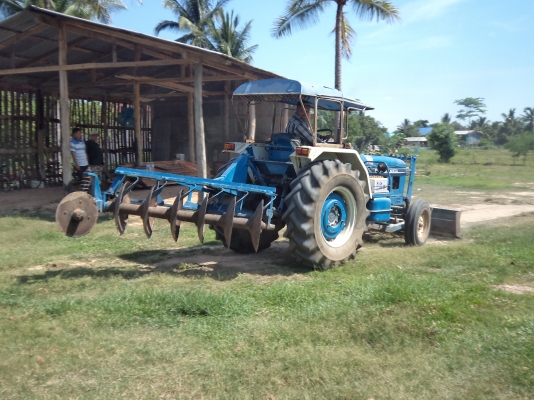 ขาย785000บาทรถ10ล้อเทเลอร์อีซูซุร็อก195แรง สวยพร้อมใช้