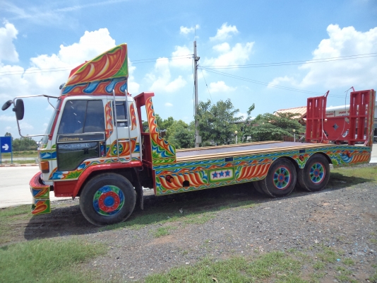 ขาย785000บาทรถ10ล้อเทเลอร์อีซูซุร็อก195แรง สวยพร้อมใช้