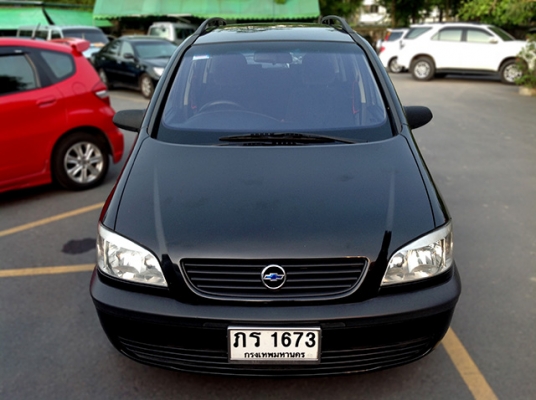 ใครหารถครอบครัวสวยๆเชิญทางนี้เลยครับวิ่งน้อย แค่ 80,000 km ไม่เคยติดแก๊ส ไมล์แท้ครับ