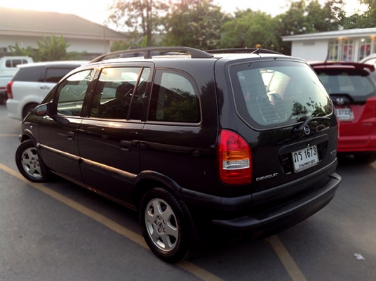 ใครหารถครอบครัวสวยๆเชิญทางนี้เลยครับวิ่งน้อย แค่ 80,000 km ไม่เคยติดแก๊ส ไมล์แท้ครับ