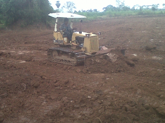 ขายเหมา2คัน แทรกเตอร์ D2รุ่น6 ใบมีด6ทิศทาง สภาพพรอมใช้ ติดต่อได้ ที่คุณ อ๊อฟ พิจิตร 086-737-9991