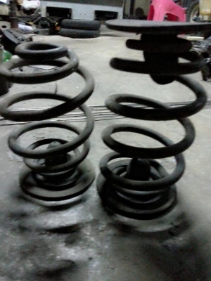 ขายสปริงโชคหลัง e30