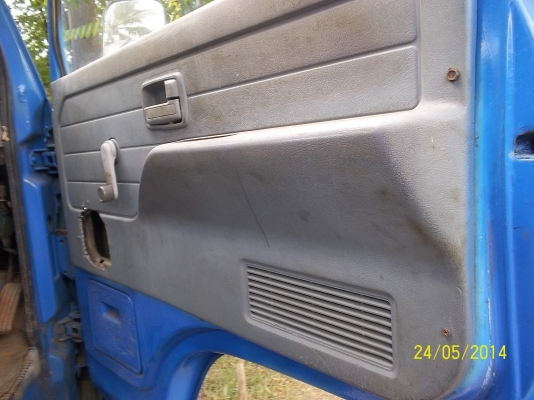 ขาย6ล้ออิซูซุเอกสารพร้อมโอน ราคา280000 บาท