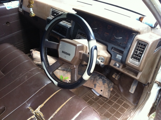 หัวเก๋ง NISSAN BIG-M