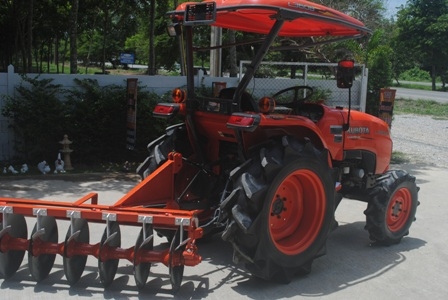 ขายรถไถ Kubota L 3608 (4WD) พร้อมผานหลัง รถสภาพเดิม สีเดิมครับ