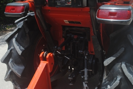 ขายรถไถ Kubota L 3608 (4WD) พร้อมผานหลัง รถสภาพเดิม สีเดิมครับ