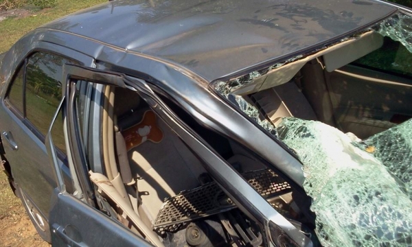 ขาย วีออส ปี06 (รถอุบัติเหตุ ขายเป็นอะไหล่) ขาย วีออส ปี06 (รถอุบัติเหตุ ขายเป็นอะไหล่)