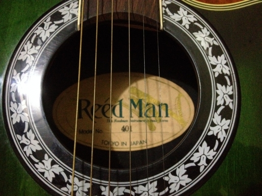 กีต้าโปร่งไฟฟ้าหลังเต่า ReeD MAN TOKYO IN JAPANสภาพ90สวยๆ