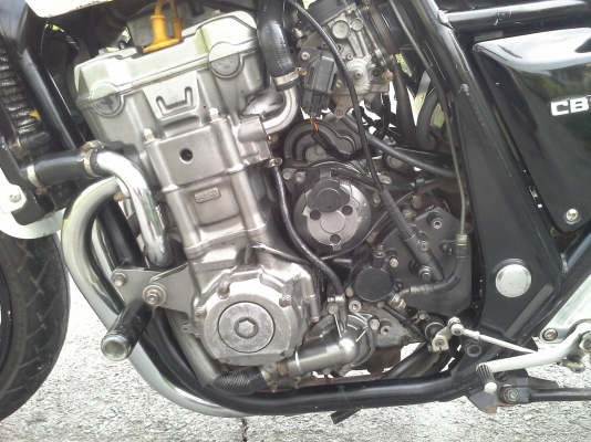 ขาย Honda Cb1000cc.เอกสารอินวอยร์+สรรพสามิตรถพร้อมใช้ครับ